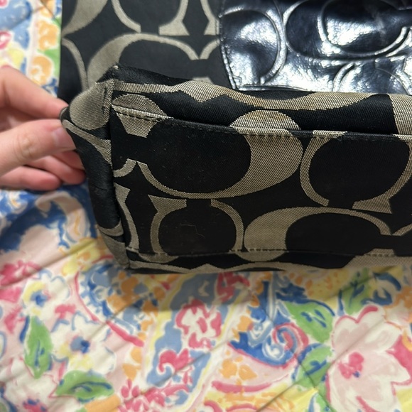 Coach Handbag - Picture 5 of 8